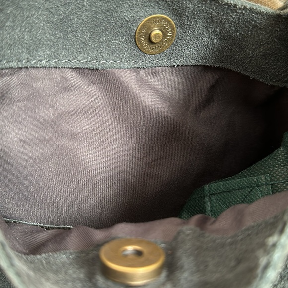 STEVE MADDEN TRIXI COW SUEDE TOTE WITH GOLD STUDS NWT - BLUE SLATE - Picture 7 of 16